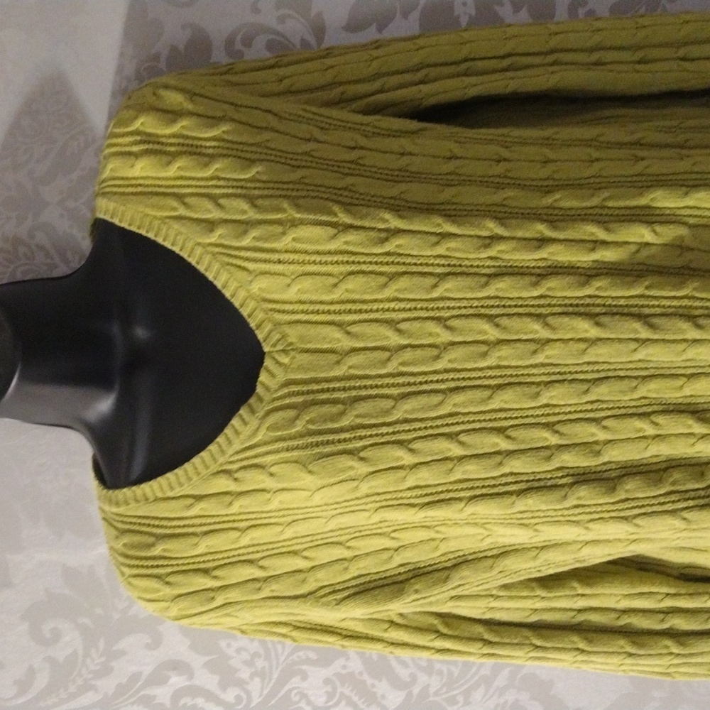 St. John's Bay Knit Sweater L